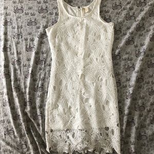 *DONATING SOON* White lace dress